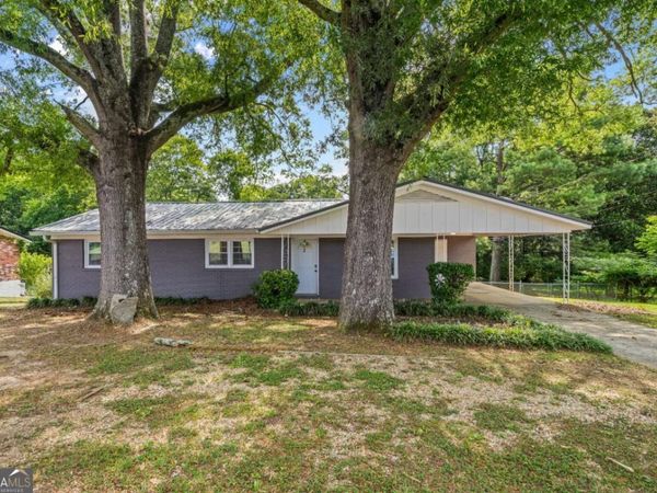 112 Greenbriar Drive, Cedartown, GA 30125