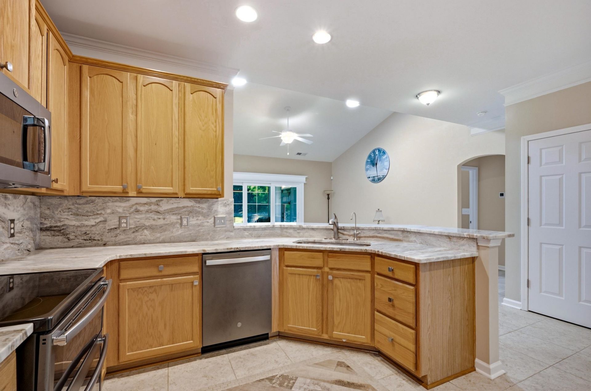 112 Barons Bluff Dr.  Photo 11