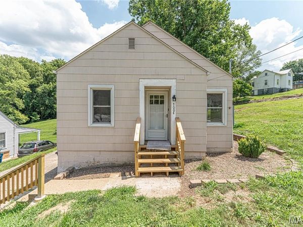 1004 Miller Street, New Haven, MO 63068