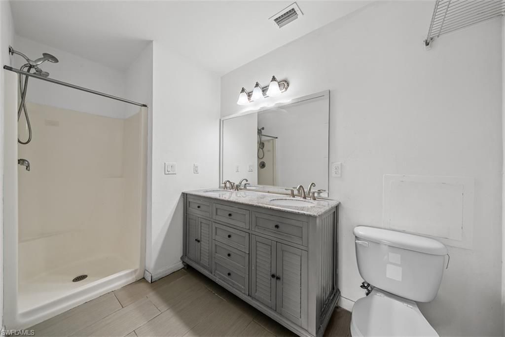 10274 Kingdom Ct, Naples, FL 34114 Photo