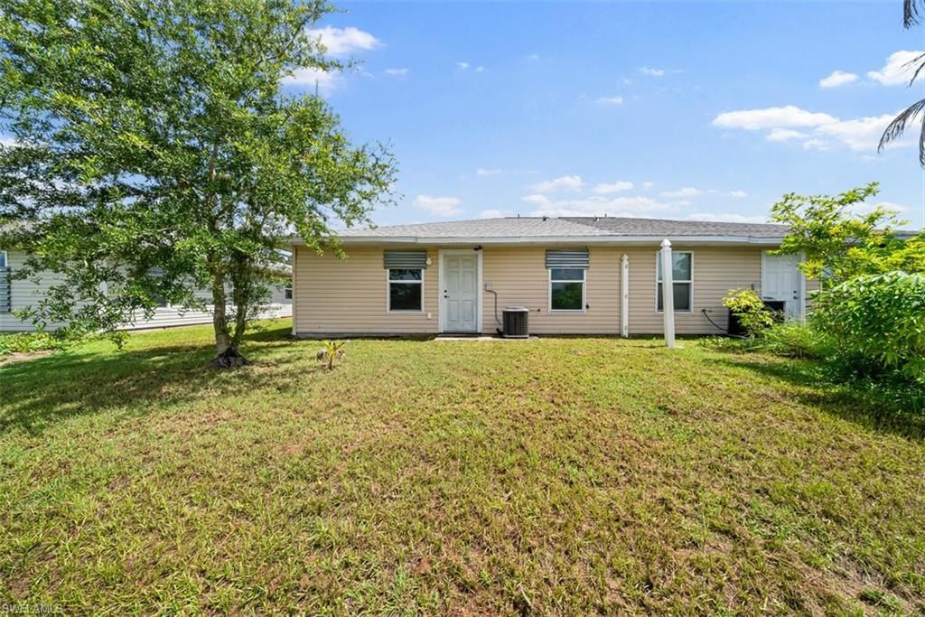 10274 Kingdom Ct, Naples, FL 34114 Photo