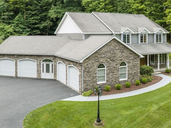 1103 Rail Fence Road , Camillus, NY 13031