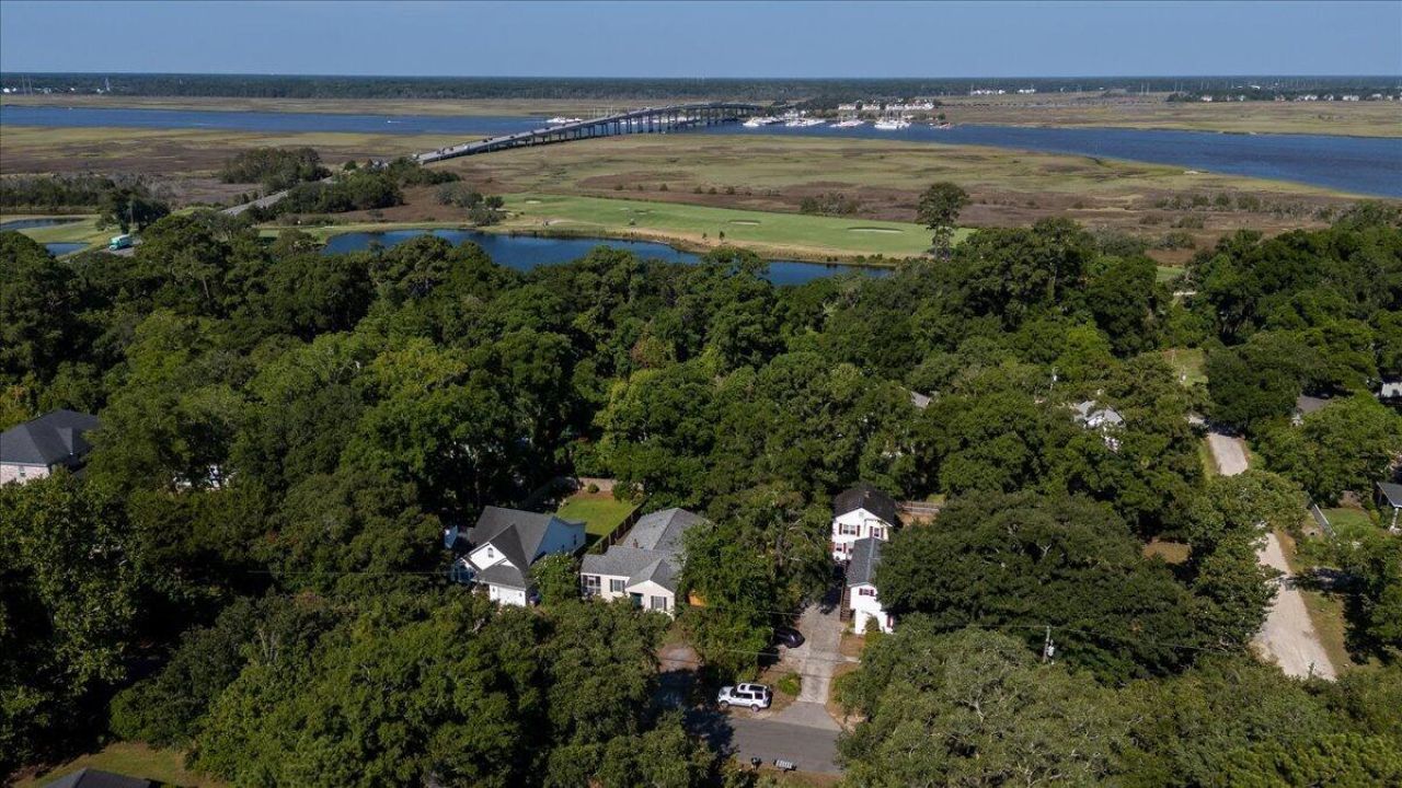 329 Riverland Drive Photo 12
