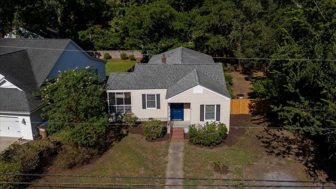 329 Riverland Drive Photo 9