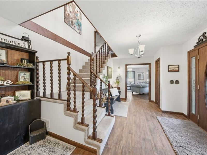 524 Ridgewood Boulevard, Belpre, OH 45714 Photo 13