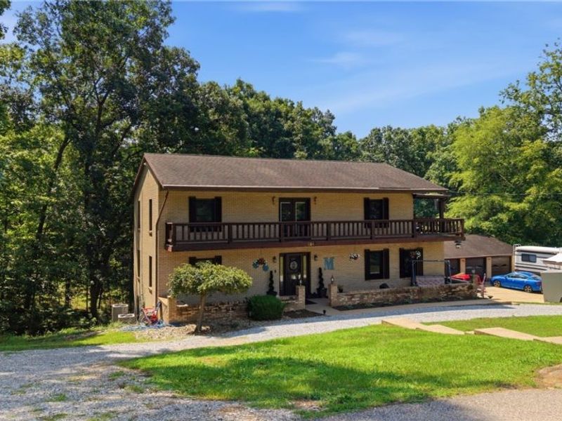 524 Ridgewood Boulevard, Belpre, OH 45714 Photo 2
