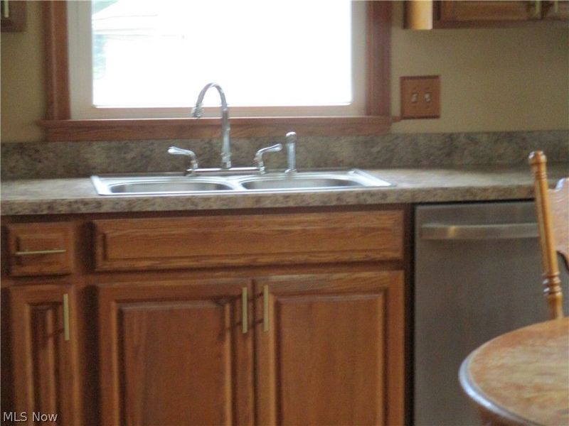 326 E Wilson Avenue, Girard, OH 44420 Photo 13