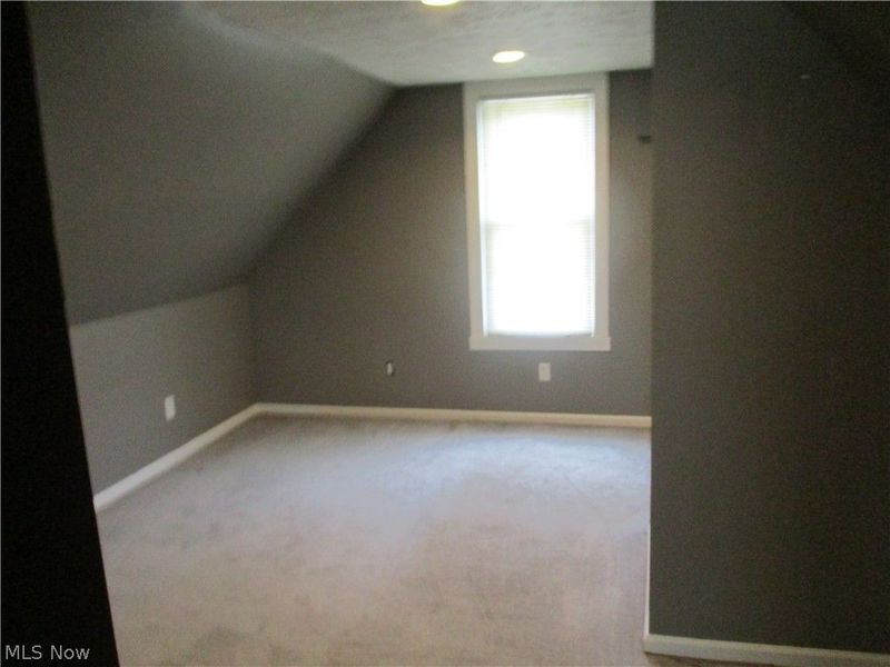326 E Wilson Avenue, Girard, OH 44420 Photo 27
