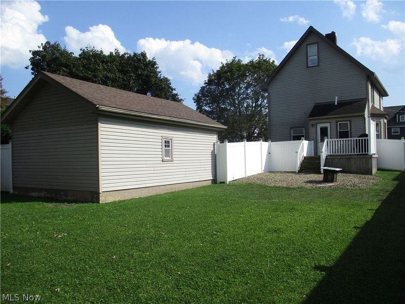 326 E Wilson Avenue, Girard, OH 44420 Photo 33