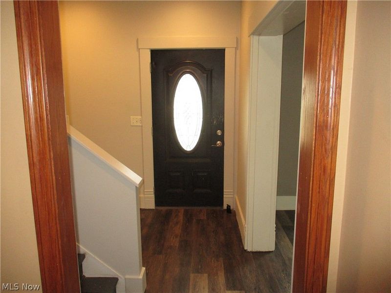 326 E Wilson Avenue, Girard, OH 44420 Photo 4
