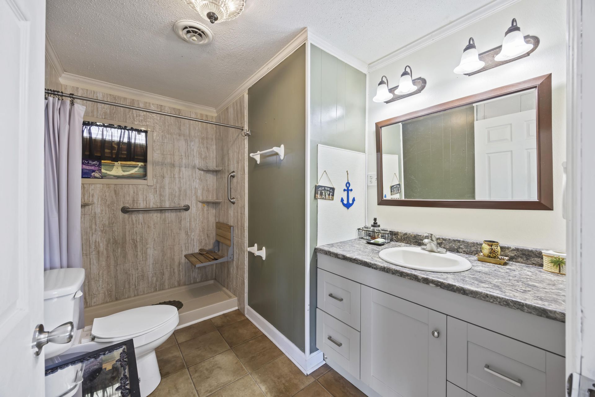 1416 Litzler Drive Photo 6