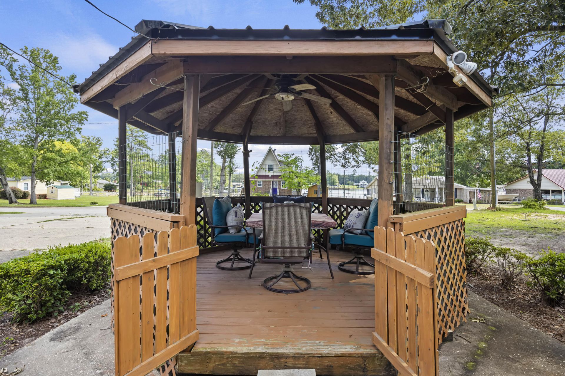1416 Litzler Drive Photo 9