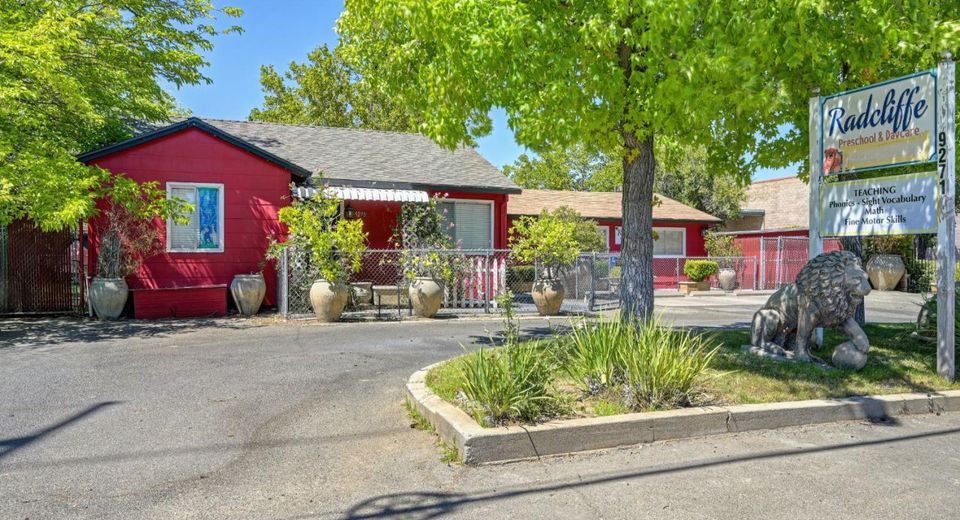 9271 Elk Grove Blvd, Elk Grove, CA 95624 Photo