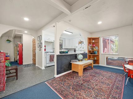 9271 Elk Grove Blvd, Elk Grove, CA 95624 Photo