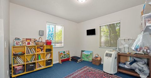 9271 Elk Grove Blvd, Elk Grove, CA 95624 Photo