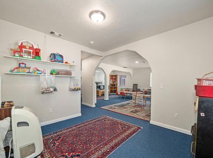 9271 Elk Grove Blvd, Elk Grove, CA 95624 Photo
