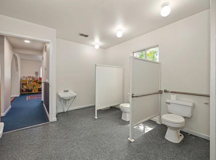 9271 Elk Grove Blvd, Elk Grove, CA 95624 Photo