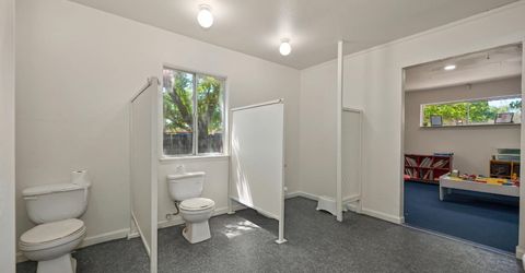 9271 Elk Grove Blvd, Elk Grove, CA 95624 Photo