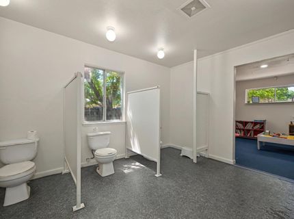 9271 Elk Grove Blvd, Elk Grove, CA 95624 Photo