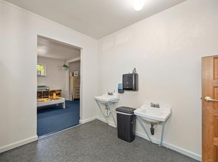 9271 Elk Grove Blvd, Elk Grove, CA 95624 Photo