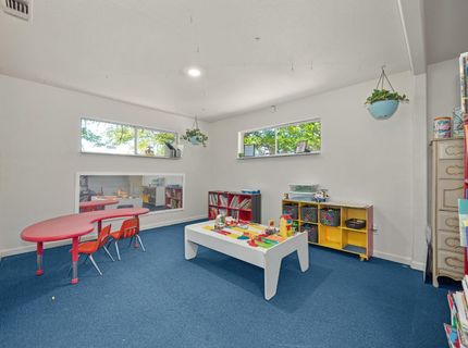 9271 Elk Grove Blvd, Elk Grove, CA 95624 Photo