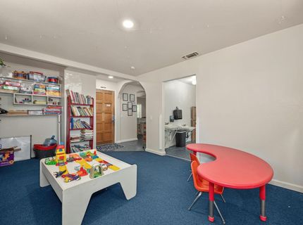 9271 Elk Grove Blvd, Elk Grove, CA 95624 Photo