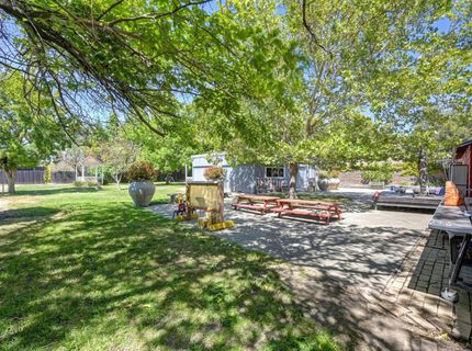 9271 Elk Grove Blvd, Elk Grove, CA 95624 Photo