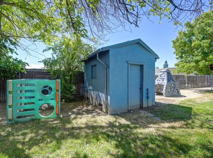 9271 Elk Grove Blvd, Elk Grove, CA 95624 Photo