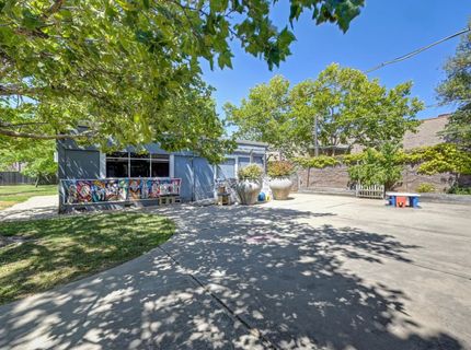 9271 Elk Grove Blvd, Elk Grove, CA 95624 Photo
