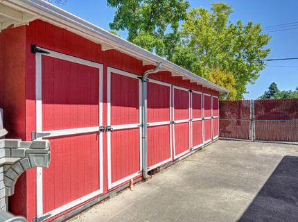 9271 Elk Grove Blvd, Elk Grove, CA 95624 Photo