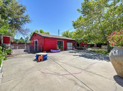 9271 Elk Grove Blvd, Elk Grove, CA 95624 Photo
