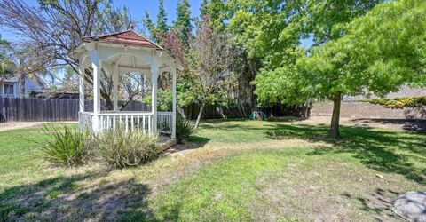 9271 Elk Grove Blvd, Elk Grove, CA 95624 Photo