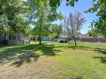 9271 Elk Grove Blvd, Elk Grove, CA 95624 Photo