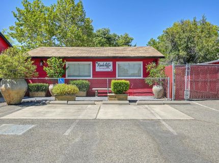 9271 Elk Grove Blvd, Elk Grove, CA 95624 Photo