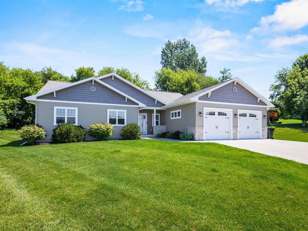 731 Chester Court, Unit 15, Ripon, WI 54971