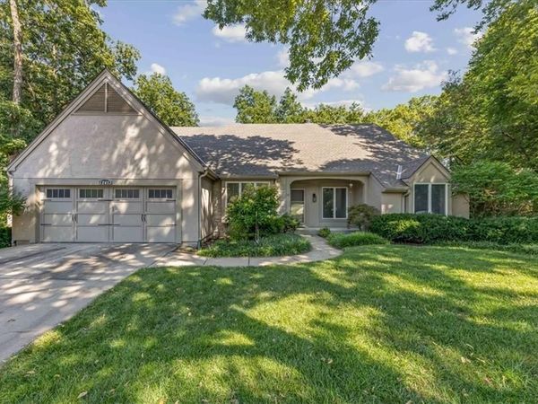 12613 Walmer Street, Overland Park, KS 66209