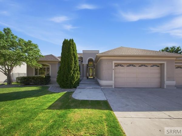299 La Costa Drive, IDAHO FALLS, ID 83401