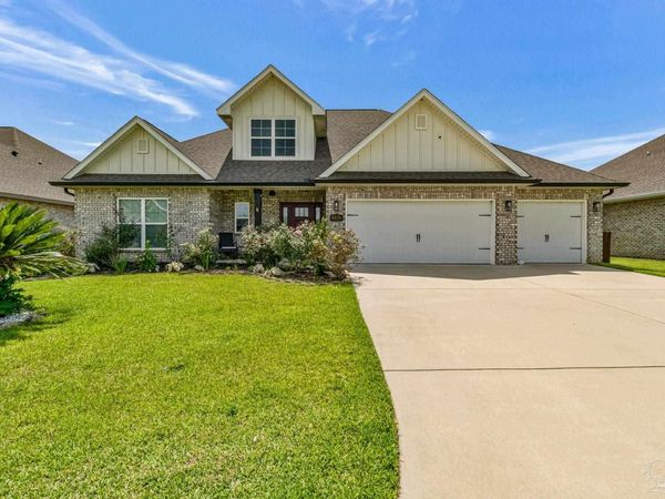 6076 Cherry Hill Cir, Pace, FL 32571