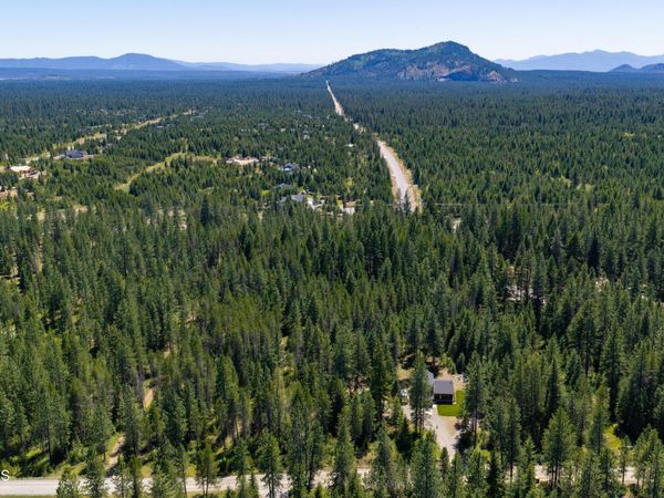 32127 N Hayden DR, Spirit Lake, ID 83869