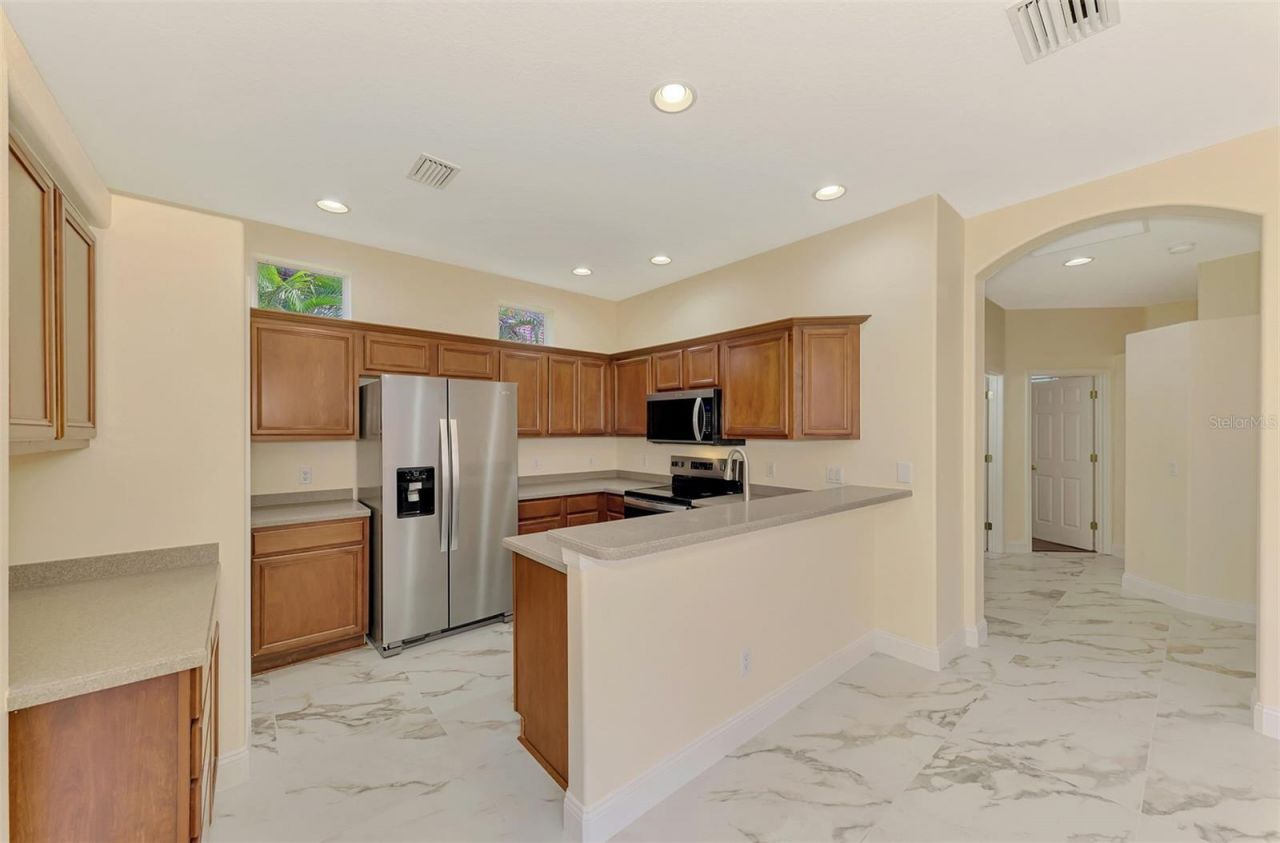 7803 33rd Street E, Sarasota, FL 34243 Photo