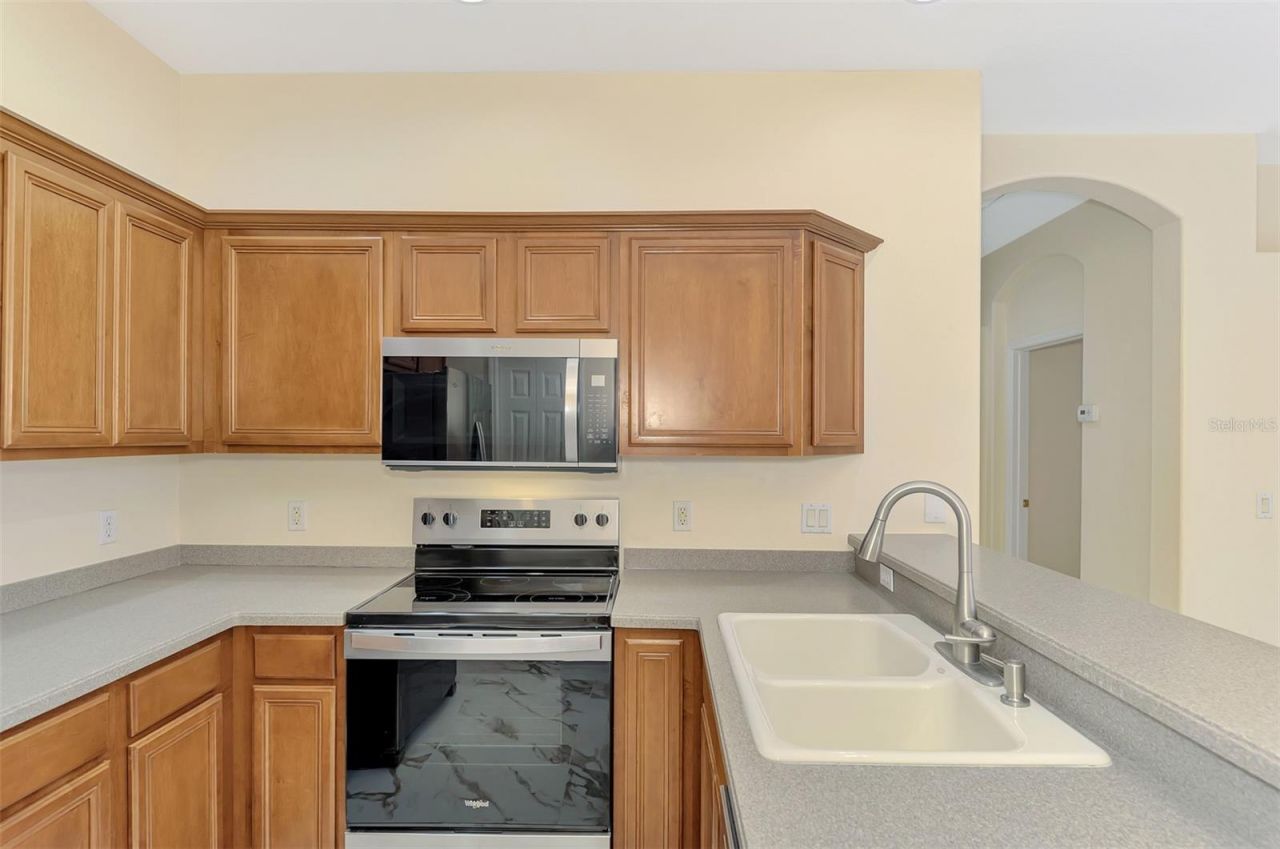7803 33rd Street E, Sarasota, FL 34243 Photo