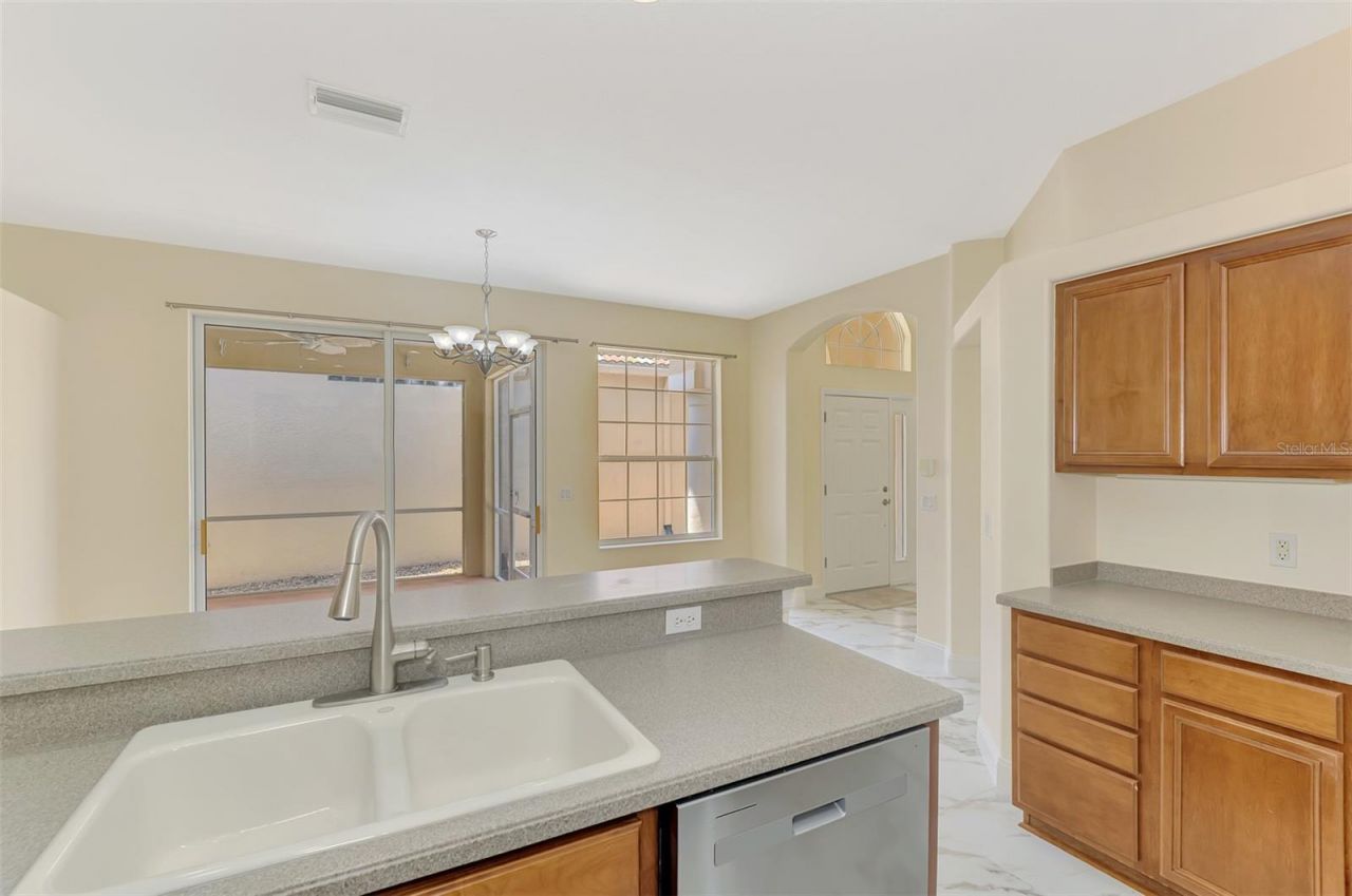 7803 33rd Street E, Sarasota, FL 34243 Photo