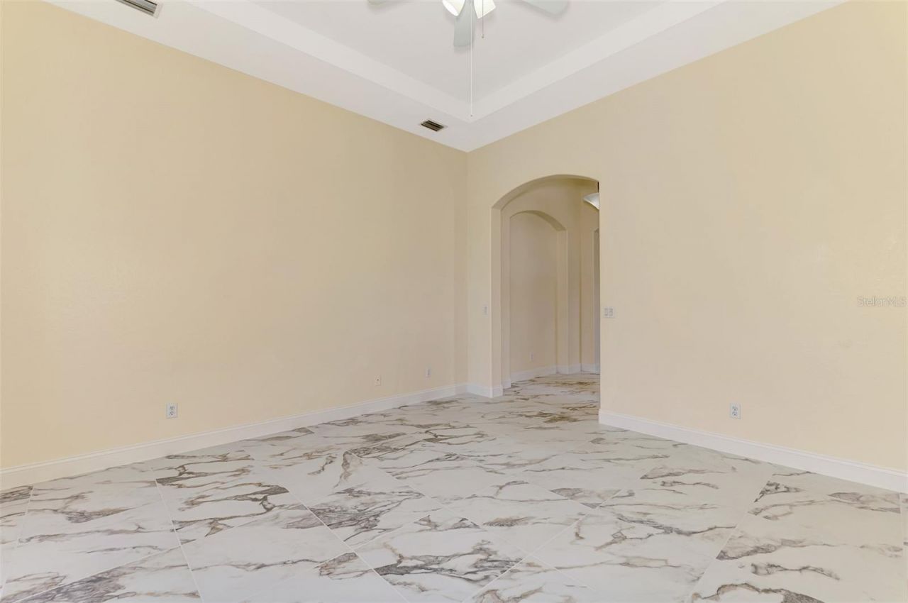 7803 33rd Street E, Sarasota, FL 34243 Photo