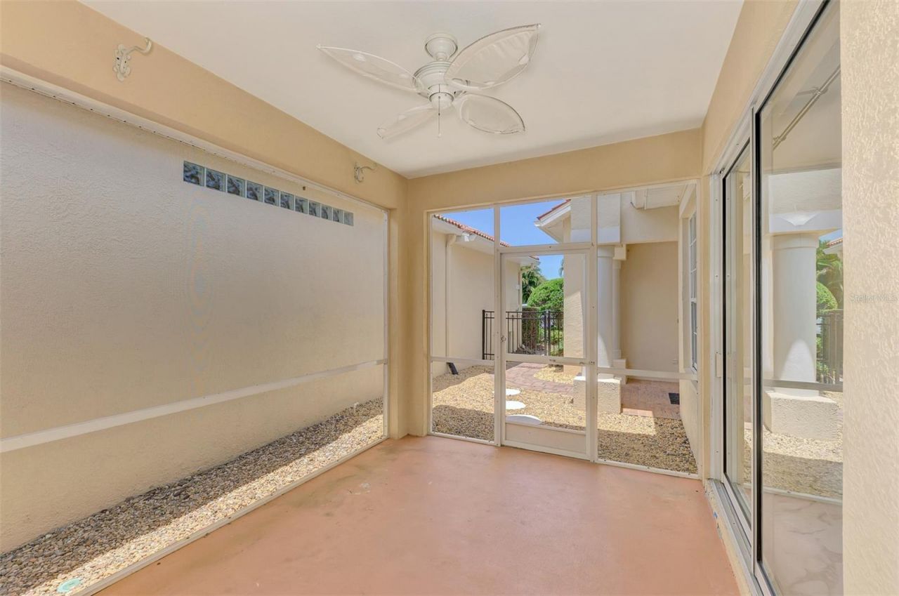 7803 33rd Street E, Sarasota, FL 34243 Photo