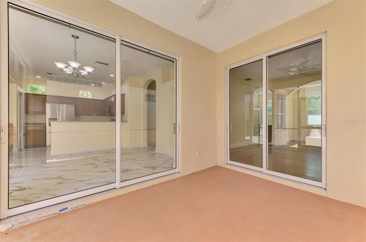 7803 33rd Street E, Sarasota, FL 34243 Photo