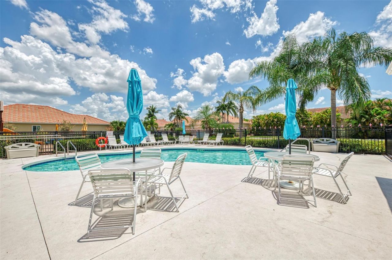 7803 33rd Street E, Sarasota, FL 34243 Photo