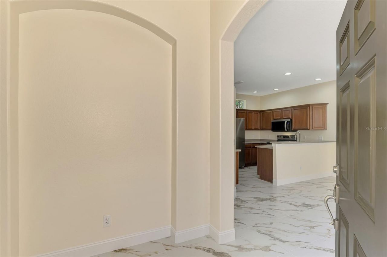 7803 33rd Street E, Sarasota, FL 34243 Photo