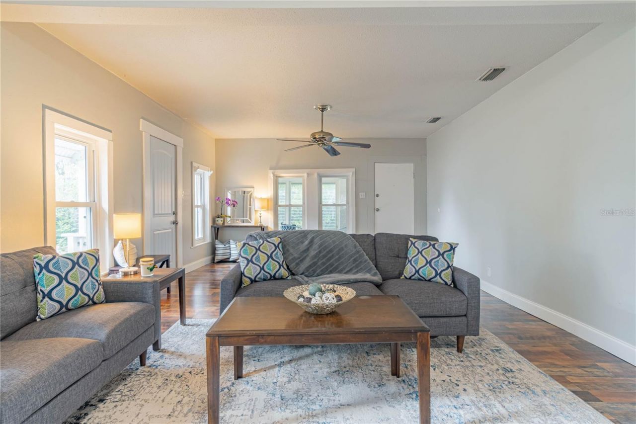 1175 Cr 463b, Lake Panasoffkee, FL 33538 Photo