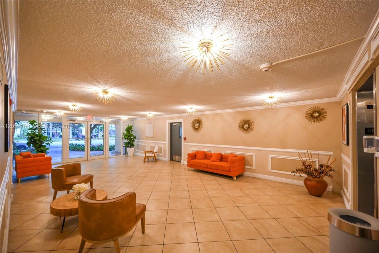 200 178th Dr , Unit 711, Sunny Isles Beach, FL 33160 Photo