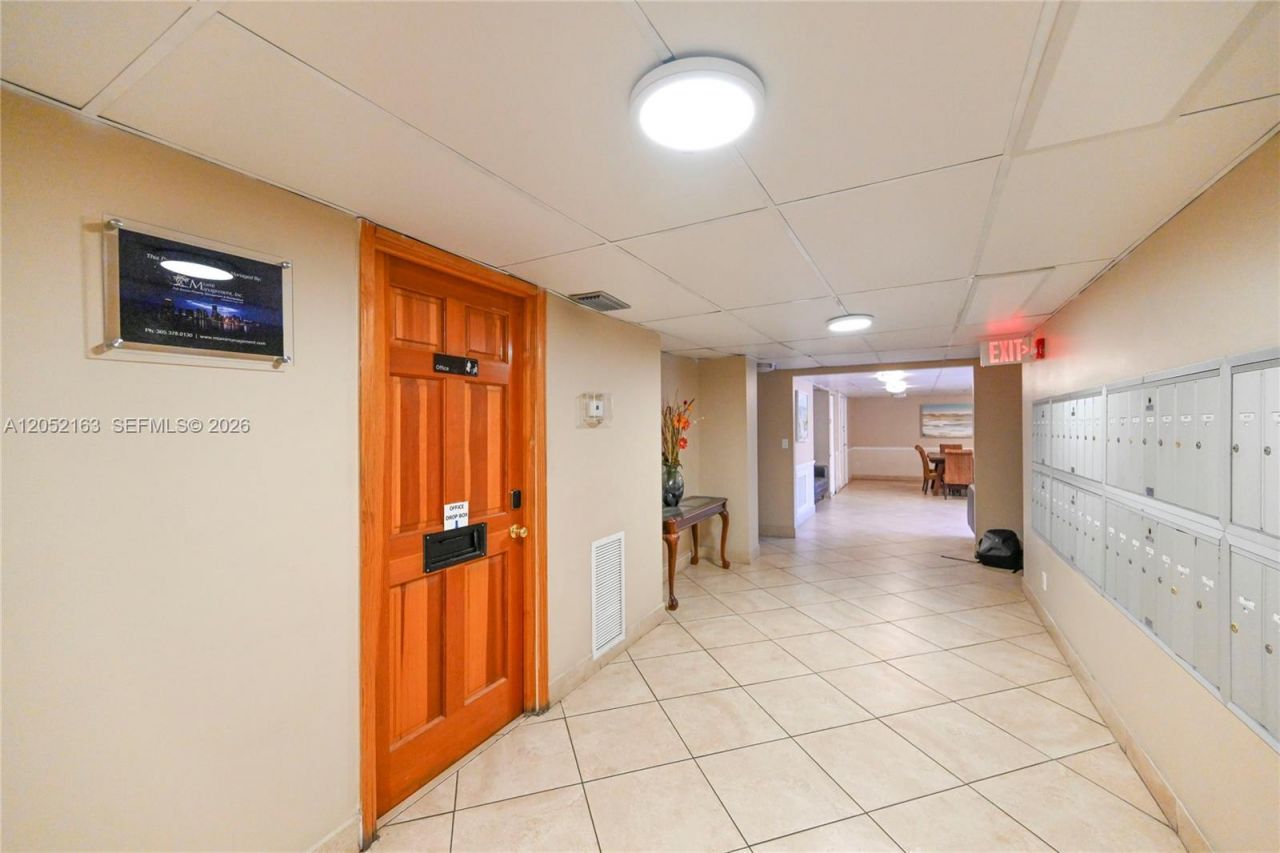 200 178th Dr , Unit 711, Sunny Isles Beach, FL 33160 Photo